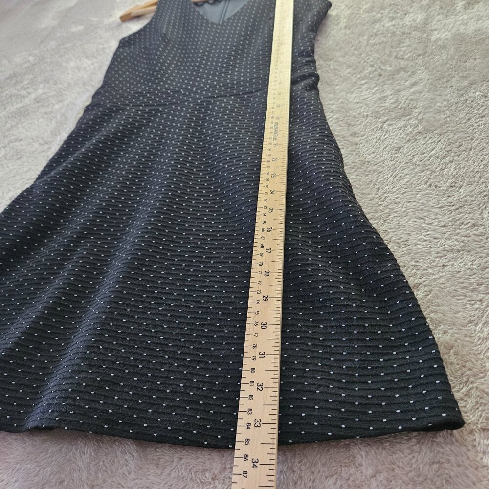 LOFT Black and White Polka Dot Sleeveless Dress Women's Size 0P Petite w/pockets - Picture 6 of 9